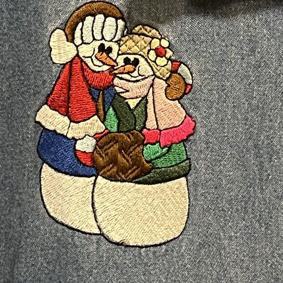 Denim Gear Women’s Long Sleeve Denim Button Up Shirt Embroidered Snowman Size S - Picture 3 of 13